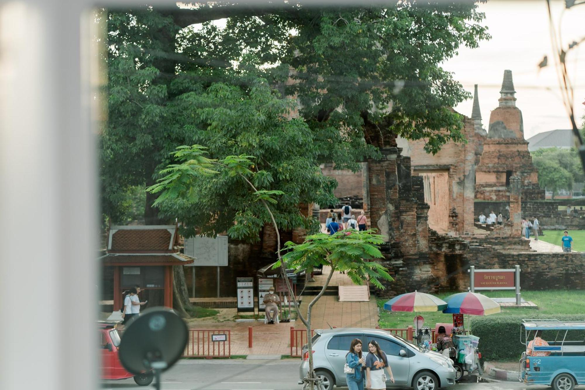 Yimwhan House 01, Wat Ratchaburana Phra Nakhon Si Ayutthaya Esterno foto